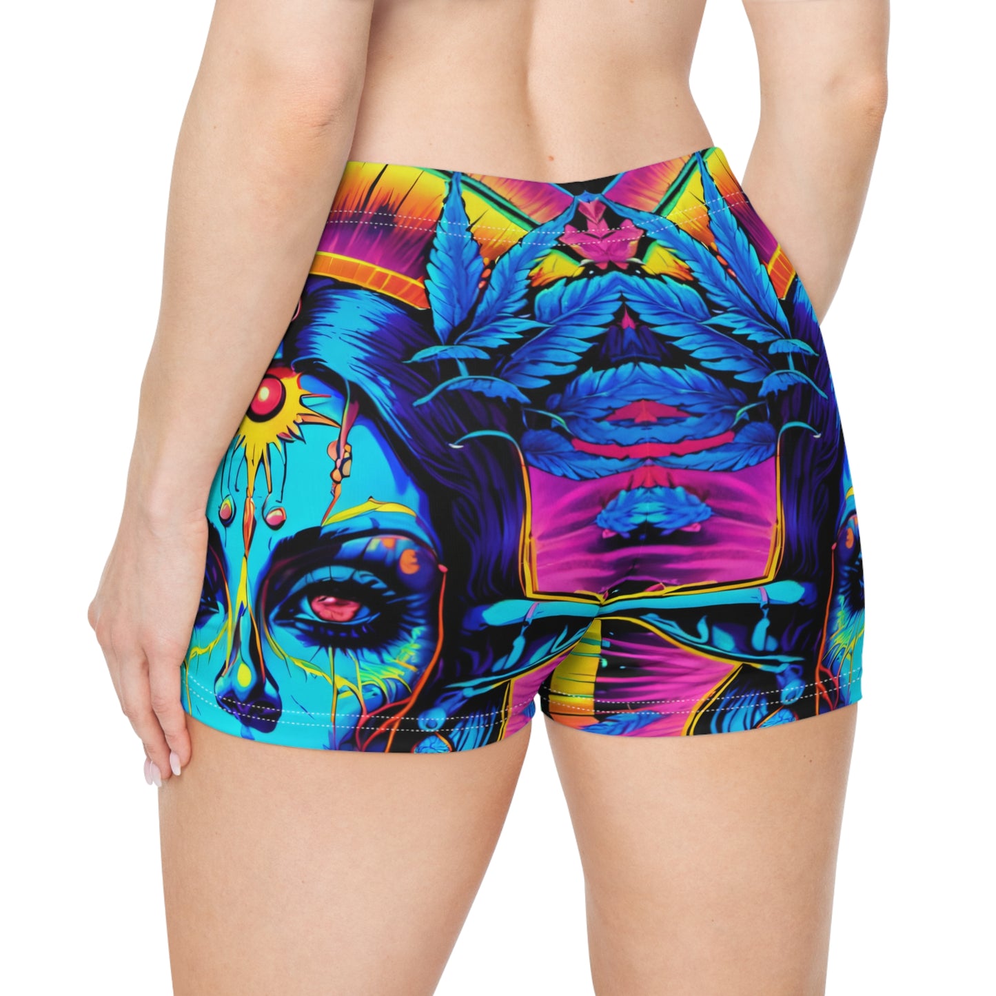 Psychic chic Women's Shorts (AOP)